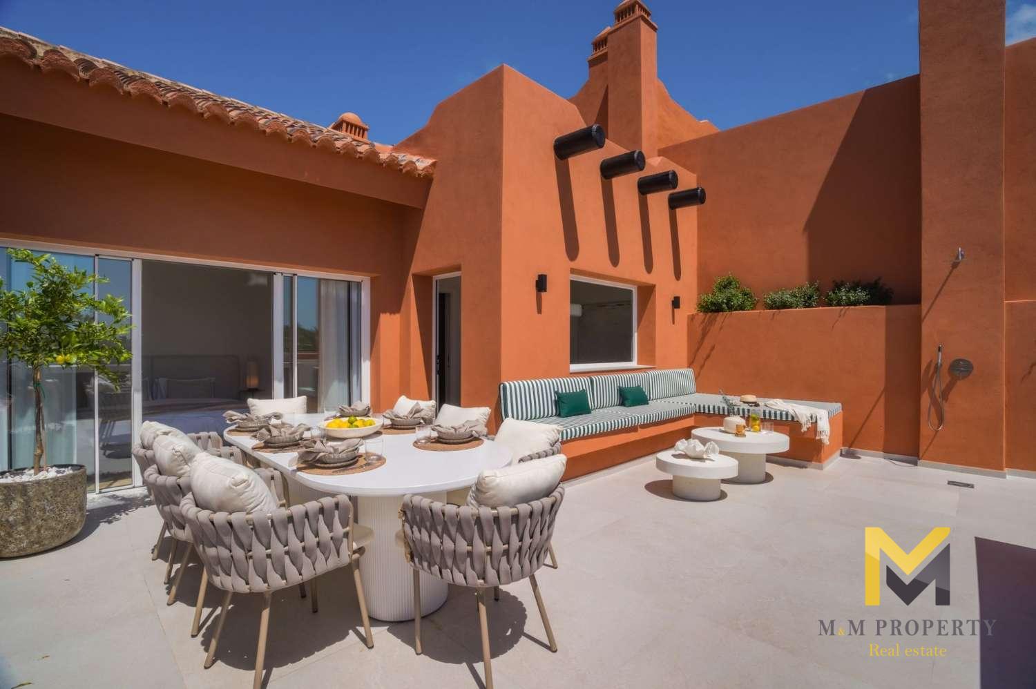 Penthouse for sale in Las Brisas (Marbella), 1.749.000 €, Ref.: 01136 - M M PROPERTY