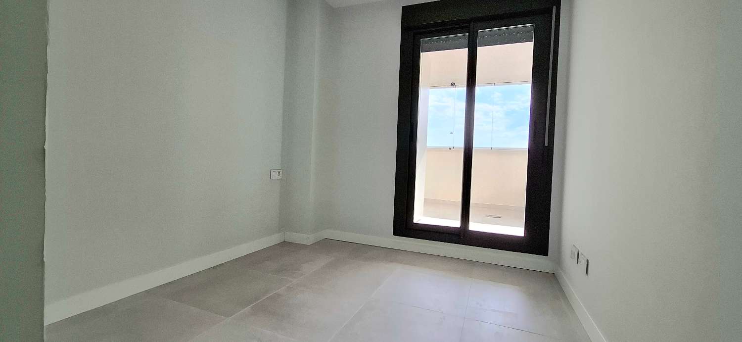 Long term rental, 3 bedroom apartment in Benalmádena!