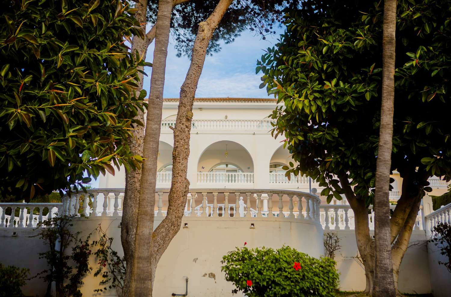 Espectacular villa con vistas al mar en Torrequebrada!